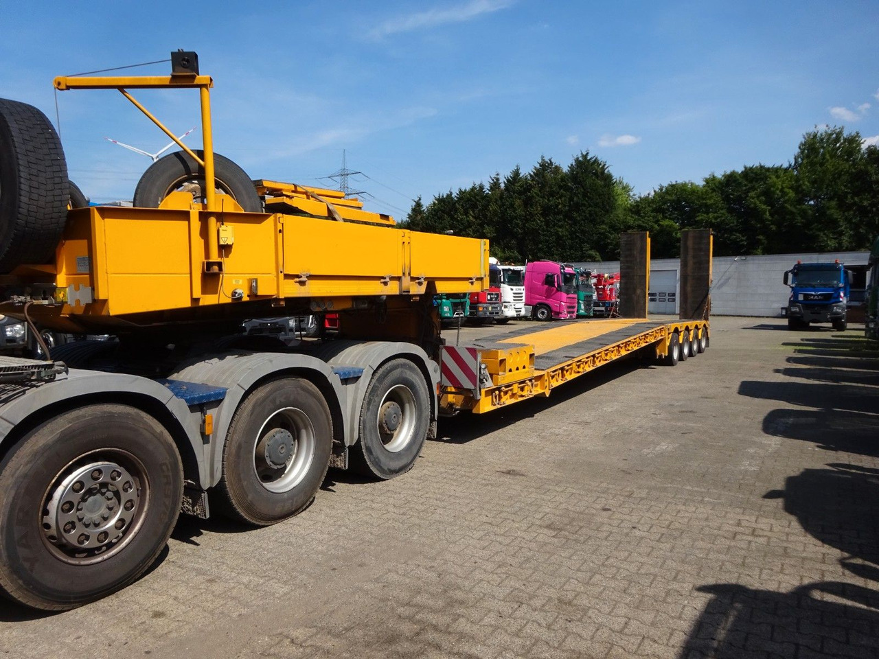 Faymonville 4 Achser Tiefbett abnehmbarem S-Hals ausziehbar - Semiremorcă transport agabaritic: Foto 2 Faymonville 4 Achser Tiefbett abnehmbarem S-Hals ausziehbar - Semiremorcă transport agabaritic: Foto 2