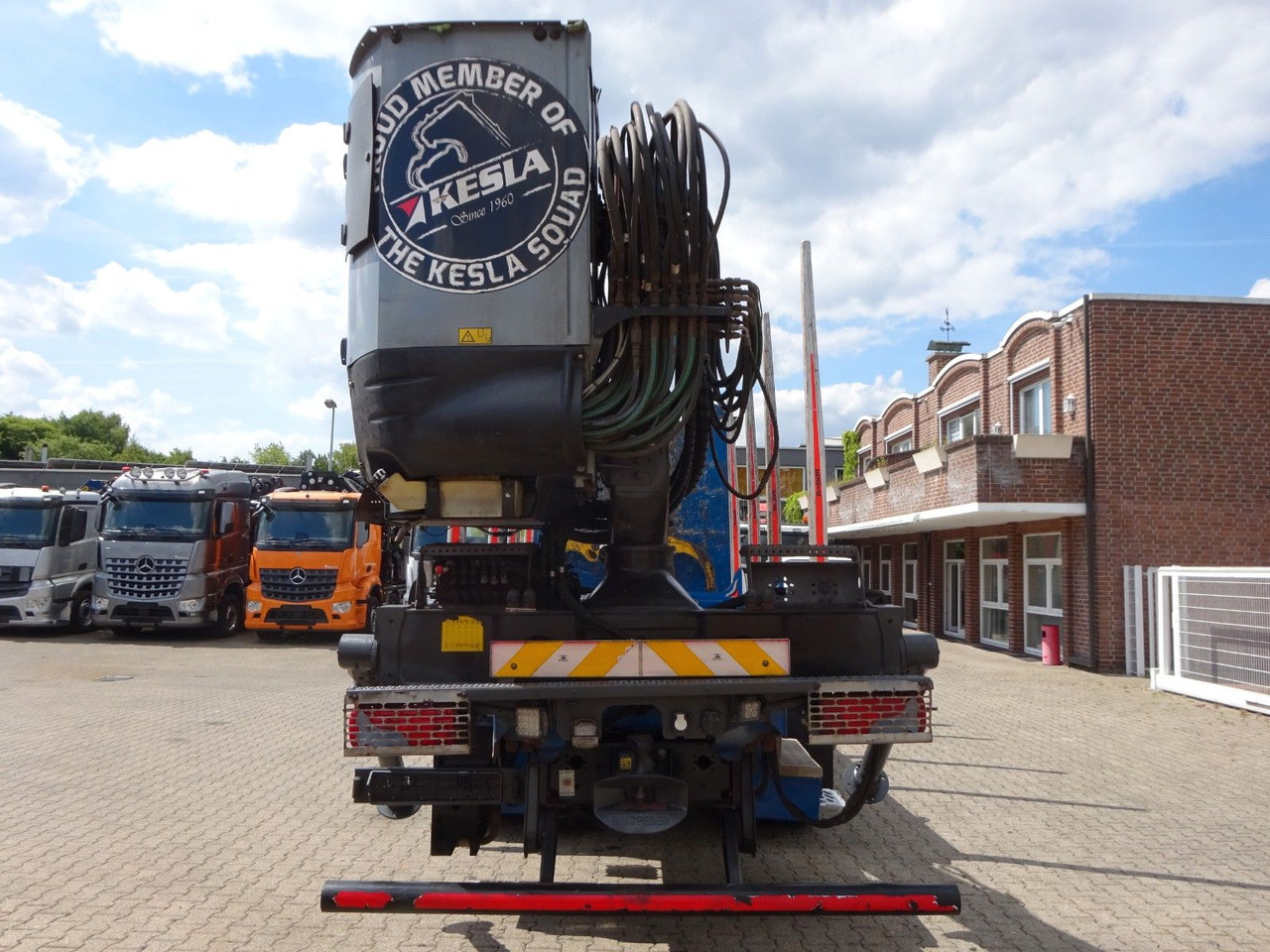 MAN 26.510 mit KESLA 2112 Holzkran+Kabine+Greifer - Camion forestier, Camion cu macara: Foto 5 MAN 26.510 mit KESLA 2112 Holzkran+Kabine+Greifer - Camion forestier, Camion cu macara: Foto 5