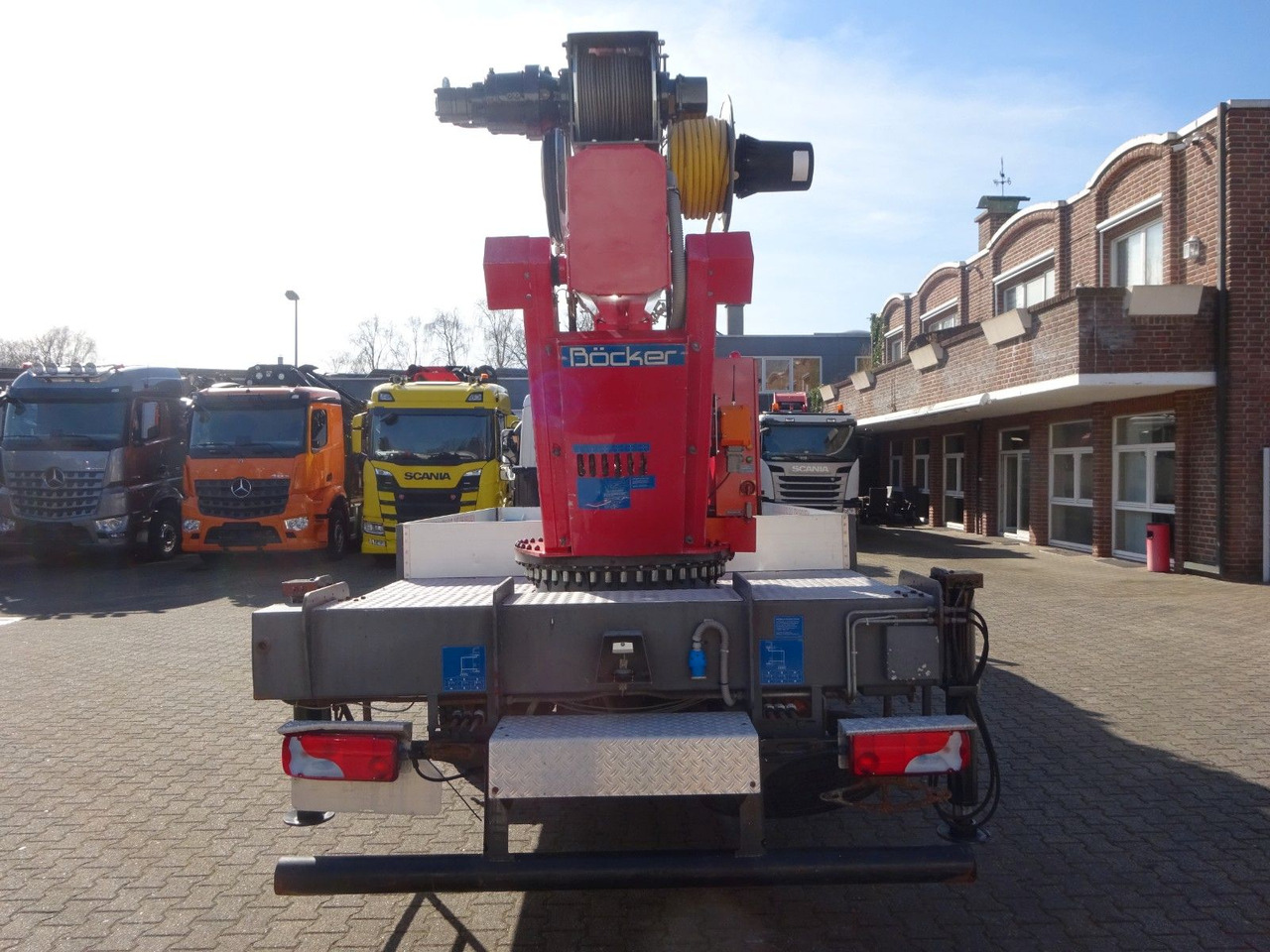 MAN 8.180 TGL + Böcker AK 32 Meter Dachdeckerkran - Camion cu macara: Foto 5 MAN 8.180 TGL + Böcker AK 32 Meter Dachdeckerkran - Camion cu macara: Foto 5