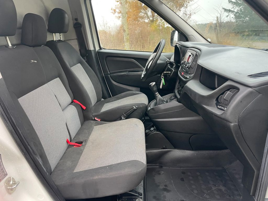 Autoutilitară compactă Fiat Doblò Basis Kasten Fiat Doblò Basis Kasten 1,3 JTD: Foto 12 Autoutilitară compactă Fiat Doblò Basis Kasten Fiat Doblò Basis Kasten 1,3 JTD: Foto 12