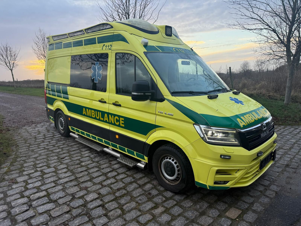 MAN TGE 4.180 Ambulance * 31 900 € netto - Ambulanță: Foto 1 MAN TGE 4.180 Ambulance * 31 900 € netto - Ambulanță: Foto 1