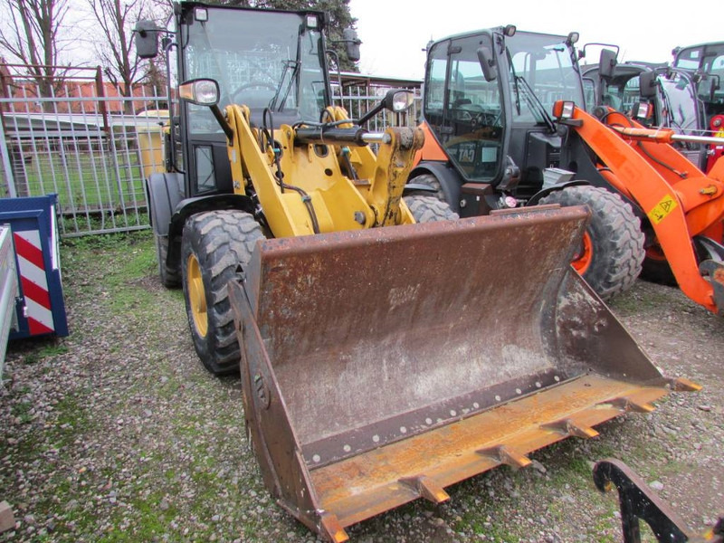 Cat 906 M Radlader 30.000 EUR - Încărcător frontal pe pneuri: Foto 4 Cat 906 M Radlader 30.000 EUR - Încărcător frontal pe pneuri: Foto 4