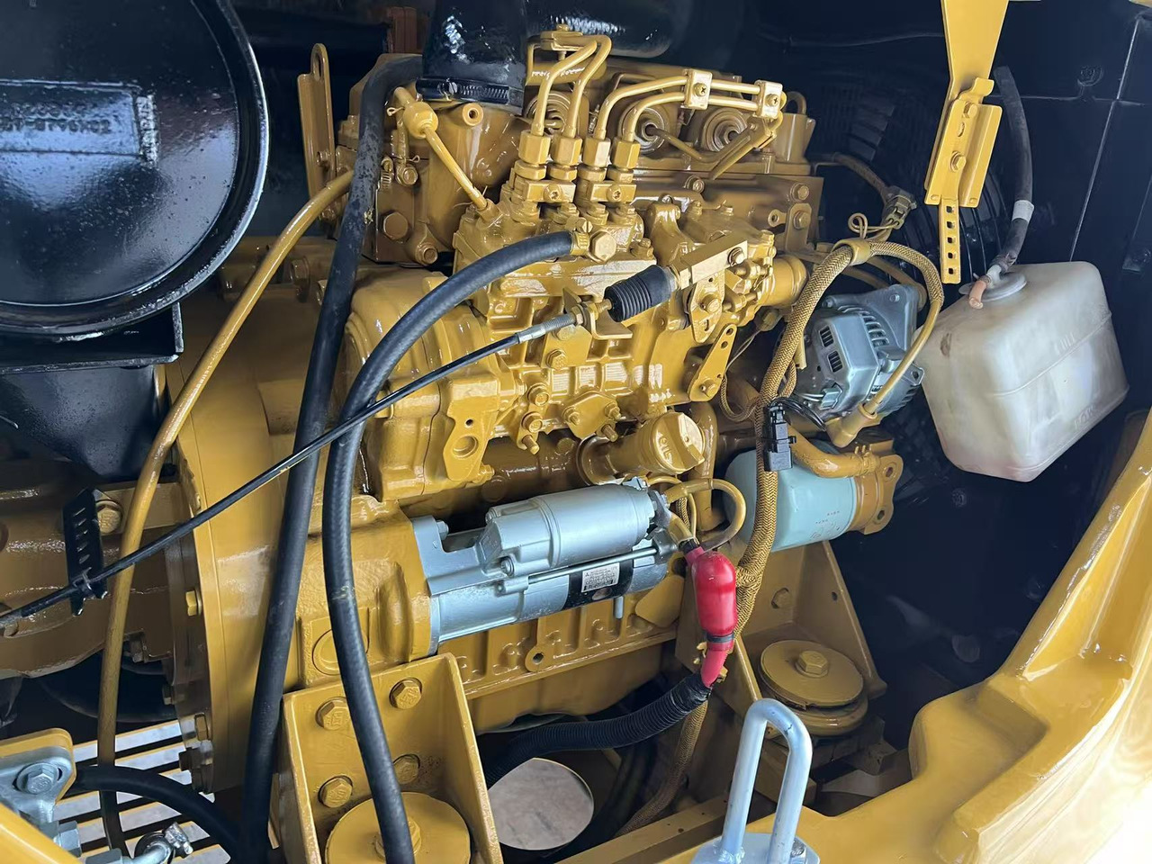 CATERPILLAR 305.5E2 - Mini excavator: Foto 5 CATERPILLAR 305.5E2 - Mini excavator: Foto 5