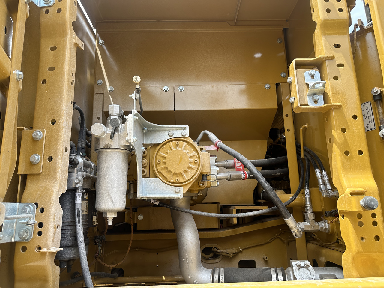 CATERPILLAR 330GC - Excavator pe şenile: Foto 4 CATERPILLAR 330GC - Excavator pe şenile: Foto 4