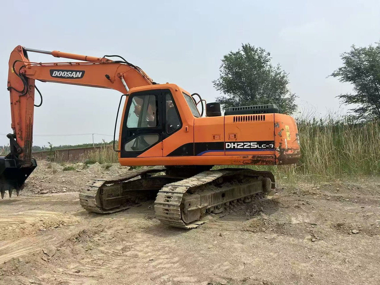 DOOSAN DH225LC-7 - Excavator pe şenile: Foto 4 DOOSAN DH225LC-7 - Excavator pe şenile: Foto 4