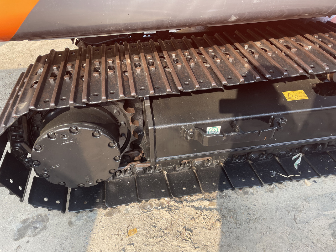 Excavator pe şenile HITACHI ZX130: Foto 6 Excavator pe şenile HITACHI ZX130: Foto 6