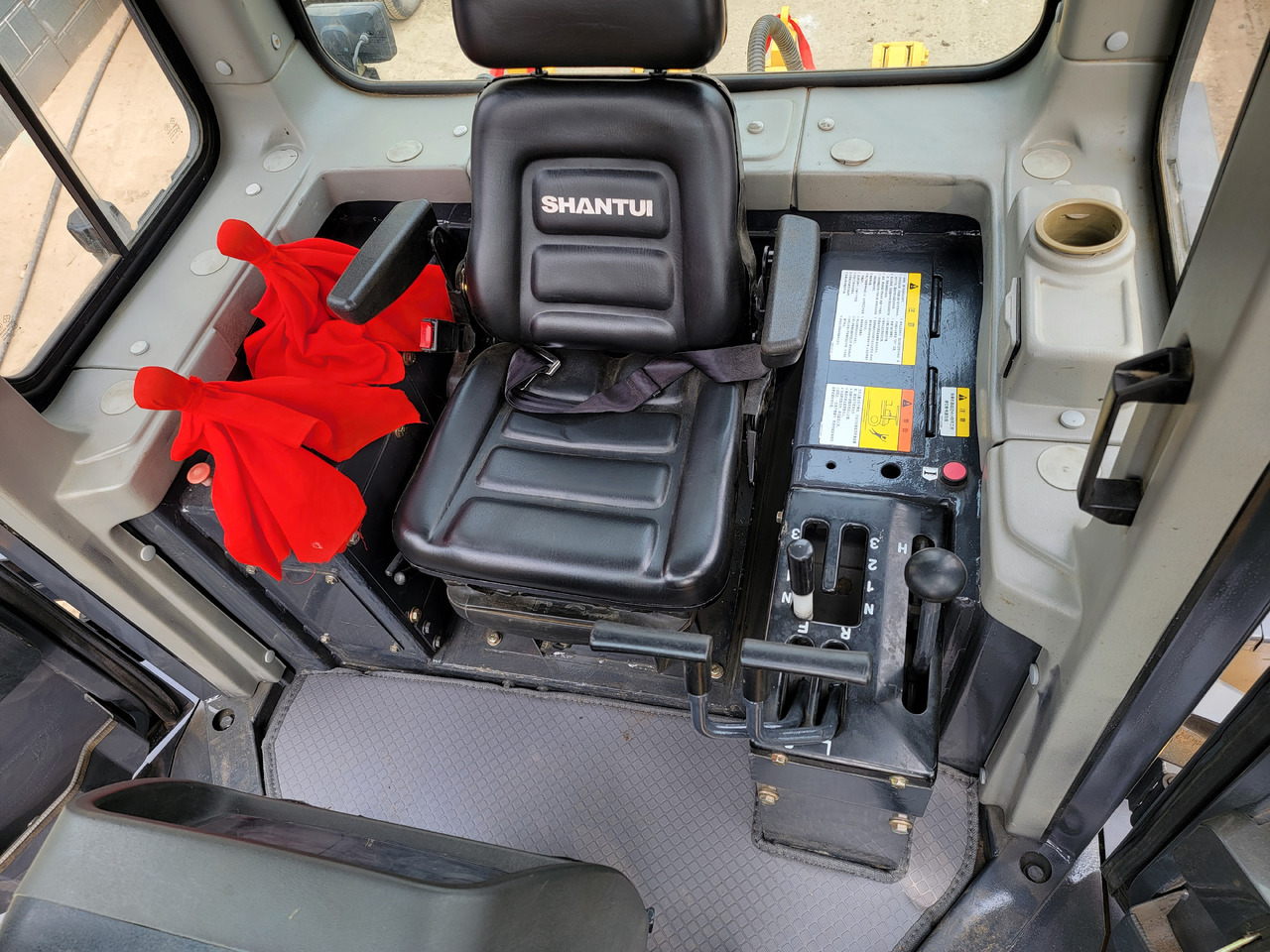 Buldozer SHANTUI SD16: Foto 7 Buldozer SHANTUI SD16: Foto 7