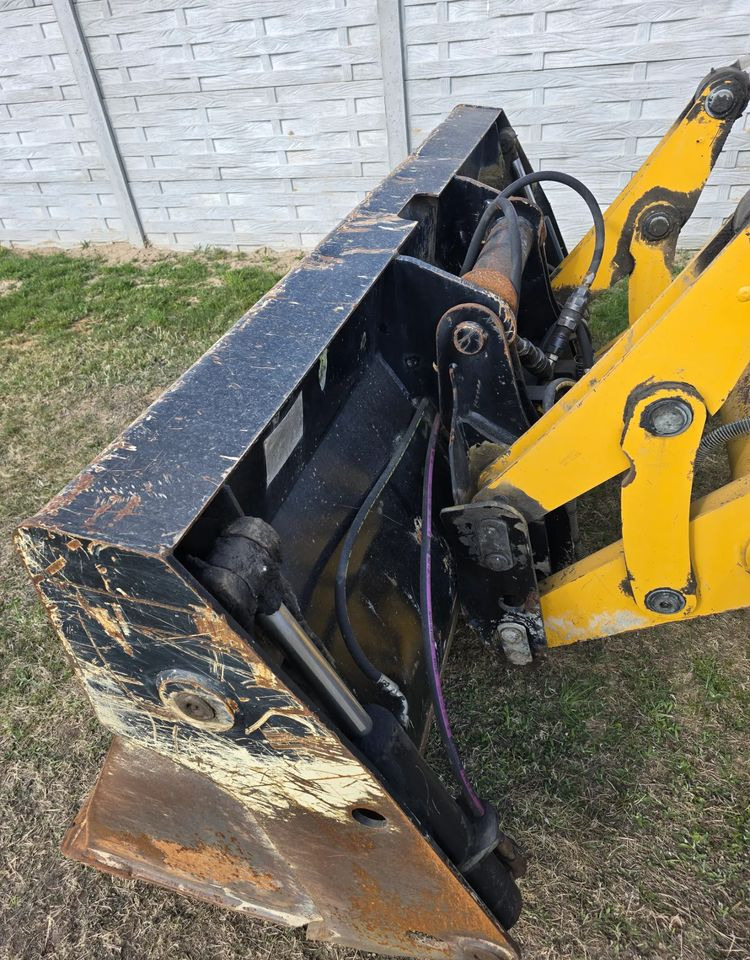 Caterpillar - Buldoexcavator: Foto 5 Caterpillar - Buldoexcavator: Foto 5