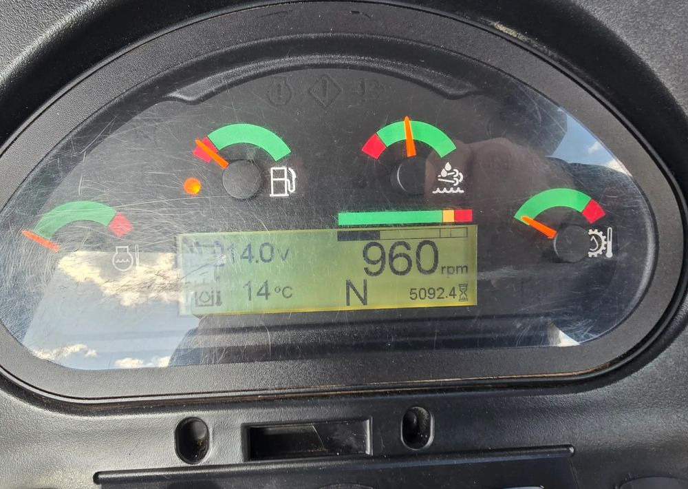 Caterpillar - Buldoexcavator: Foto 4 Caterpillar - Buldoexcavator: Foto 4