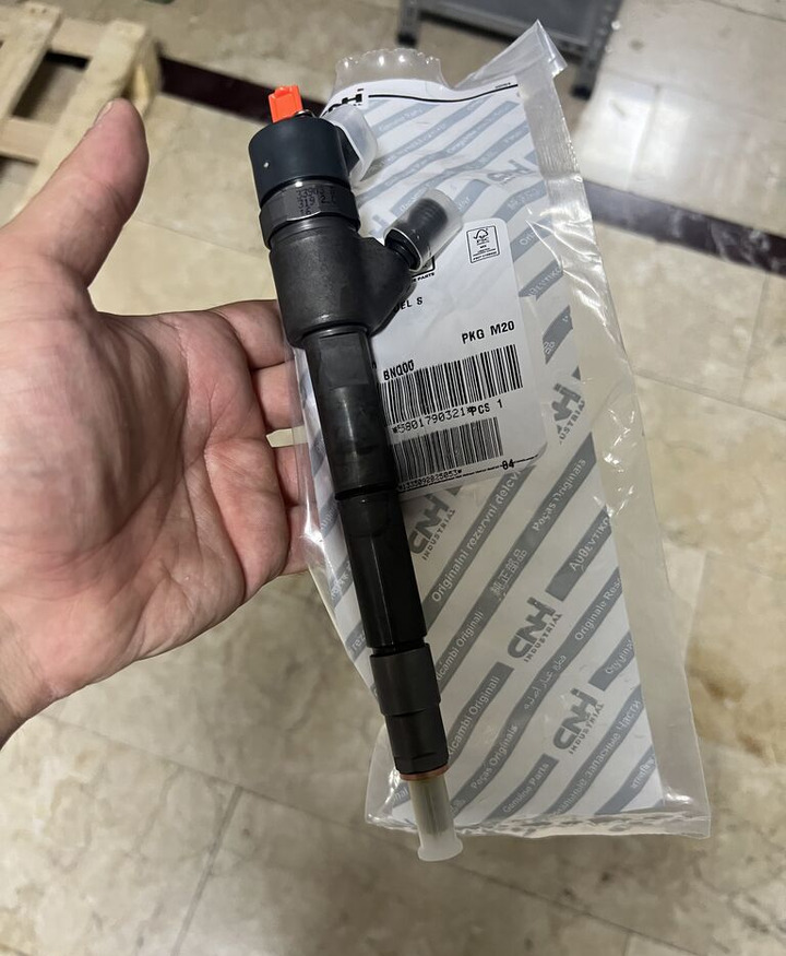 Bosch 2023 0445110656 Bosch 208-2023 - Injector pentru Camion: Foto 2 Bosch 2023 0445110656 Bosch 208-2023 - Injector pentru Camion: Foto 2