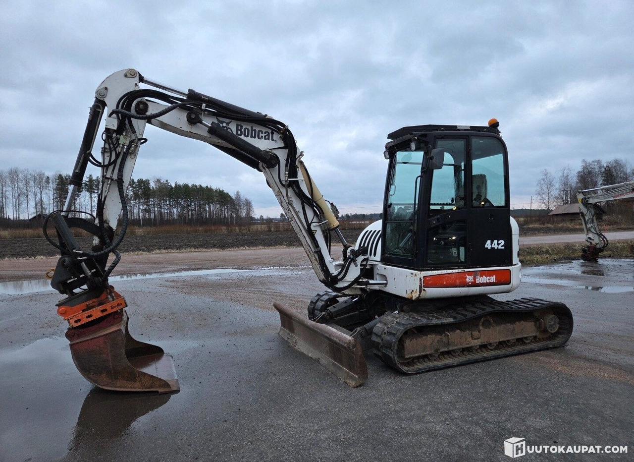 Bobcat 442, 2006, Diesel, 4,565 h Excavator, Honkajoki - Mini excavator: Foto 1 Bobcat 442, 2006, Diesel, 4,565 h Excavator, Honkajoki - Mini excavator: Foto 1