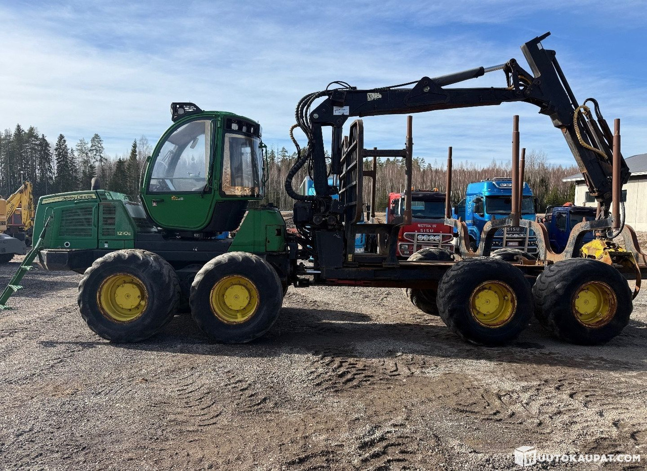 John Deere 1210E, harvester/forwarder, 28,430 h, Lahti - Forwarder: Foto 5 John Deere 1210E, harvester/forwarder, 28,430 h, Lahti - Forwarder: Foto 5