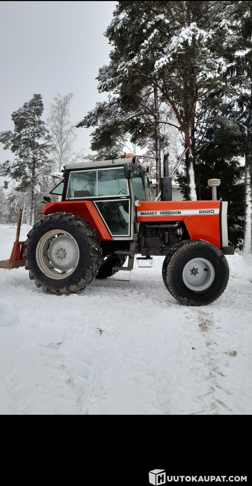 Massey Ferguson 2620, 1986 Traktori, Leppävirta - Tractor agricol: Foto 5 Massey Ferguson 2620, 1986 Traktori, Leppävirta - Tractor agricol: Foto 5