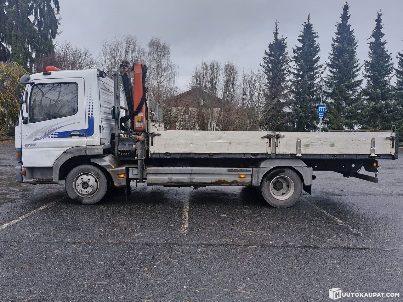Mercedes-Benz Atego Palfingerillä, 1999, Tampere - Camion platformă, Camion cu macara: Foto 1 Mercedes-Benz Atego Palfingerillä, 1999, Tampere - Camion platformă, Camion cu macara: Foto 1