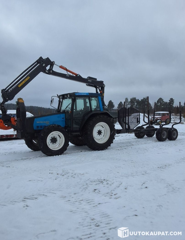 Tractor agricol Valmet 6800 + PMF 850 crane + trailer BMF 9T, Leppävirta: Foto 13 Tractor agricol Valmet 6800 + PMF 850 crane + trailer BMF 9T, Leppävirta: Foto 13