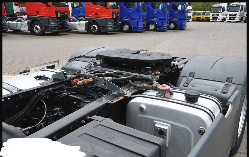 Cap tractor MAN TGS 18.420 2019 NAUKA JAZDY POLIFT ELKA AUTOMAT 4x2 STANDARD 315/70r22.5 SUPER STAN TGX 470 460 420 430 500 510 400 360 410: Foto 16 Cap tractor MAN TGS 18.420 2019 NAUKA JAZDY POLIFT ELKA AUTOMAT 4x2 STANDARD 315/70r22.5 SUPER STAN TGX 470 460 420 430 500 510 400 360 410: Foto 16