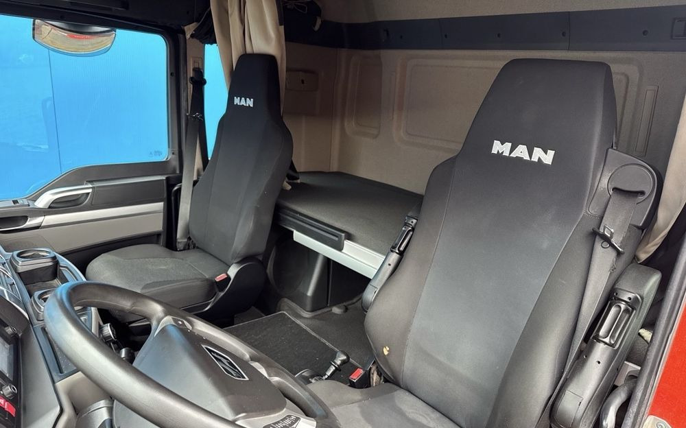 MAN TGS 18.460 NAUKA JAZDY ELKA AUTOMAT 4x2 STANDARD 315/70r22.5 SUPER STAN TGX 470 460 420 430 500 510 400 360 410 320 - Cap tractor: Foto 4 MAN TGS 18.460 NAUKA JAZDY ELKA AUTOMAT 4x2 STANDARD 315/70r22.5 SUPER STAN TGX 470 460 420 430 500 510 400 360 410 320 - Cap tractor: Foto 4