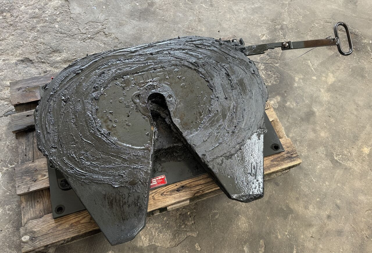 Mercedes-Benz Jost 15cm Actros MP 4 truck - Şa cuplare pentru Camion: Foto 1 Mercedes-Benz Jost 15cm Actros MP 4 truck - Şa cuplare pentru Camion: Foto 1