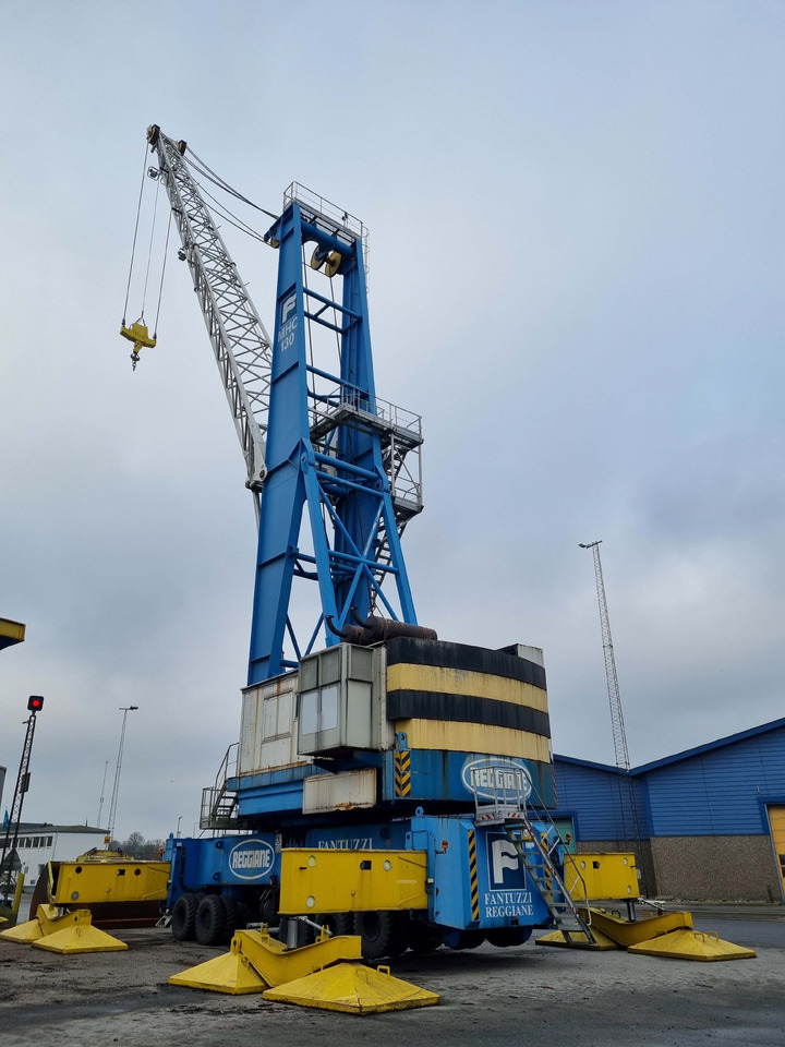 Fantuzzi MHC 130 - Echipament portuar: Foto 4 Fantuzzi MHC 130 - Echipament portuar: Foto 4