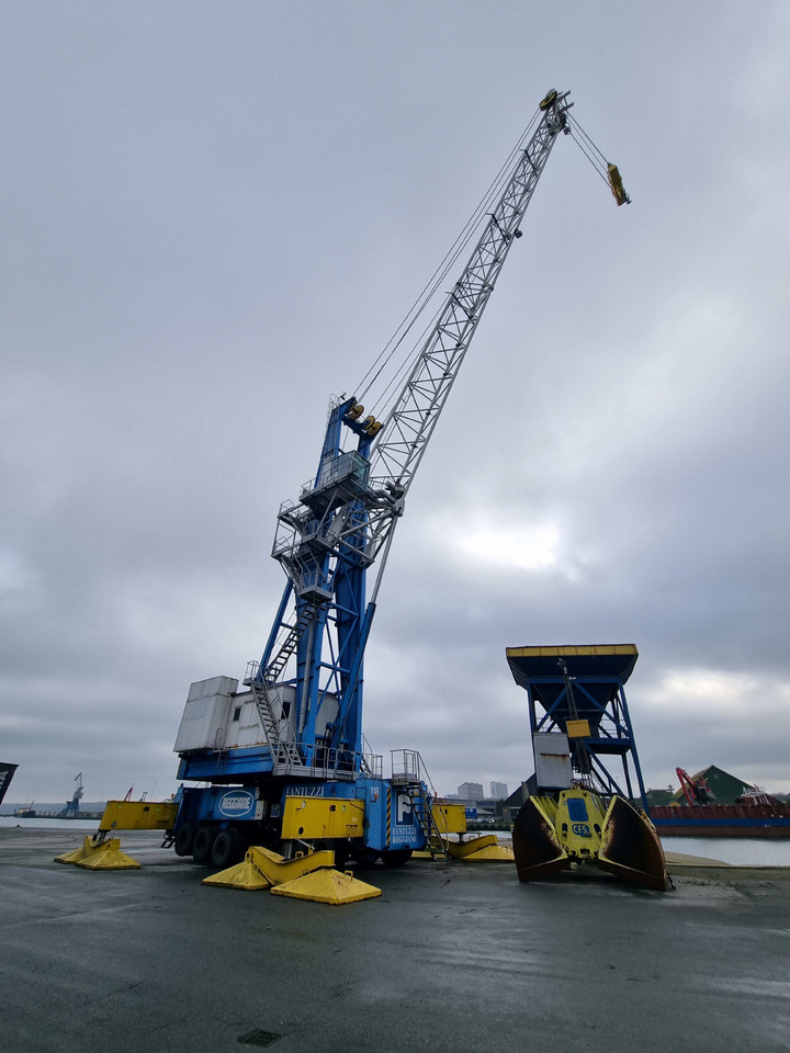 Fantuzzi MHC 130 - Echipament portuar: Foto 2 Fantuzzi MHC 130 - Echipament portuar: Foto 2