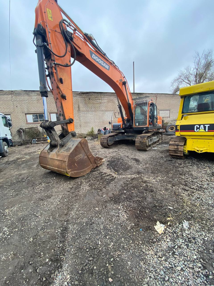 DOOSAN DX 340LCA - Excavator pe şenile: Foto 1 DOOSAN DX 340LCA - Excavator pe şenile: Foto 1