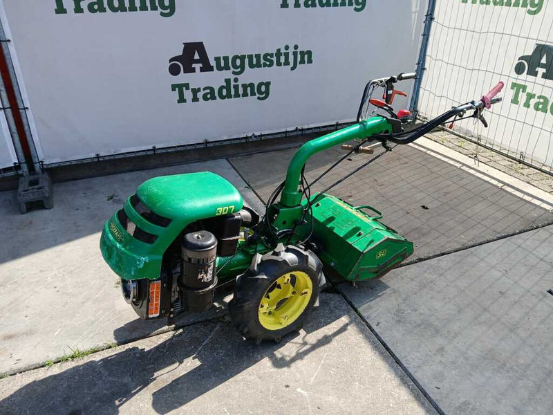 Ferrari 307 - Tractor mic: Foto 1 Ferrari 307 - Tractor mic: Foto 1