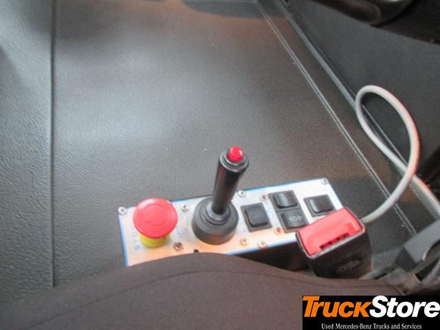 Mercedes-Benz Arocs 2645 LK - Camion container de gunoi: Foto 2 Mercedes-Benz Arocs 2645 LK - Camion container de gunoi: Foto 2