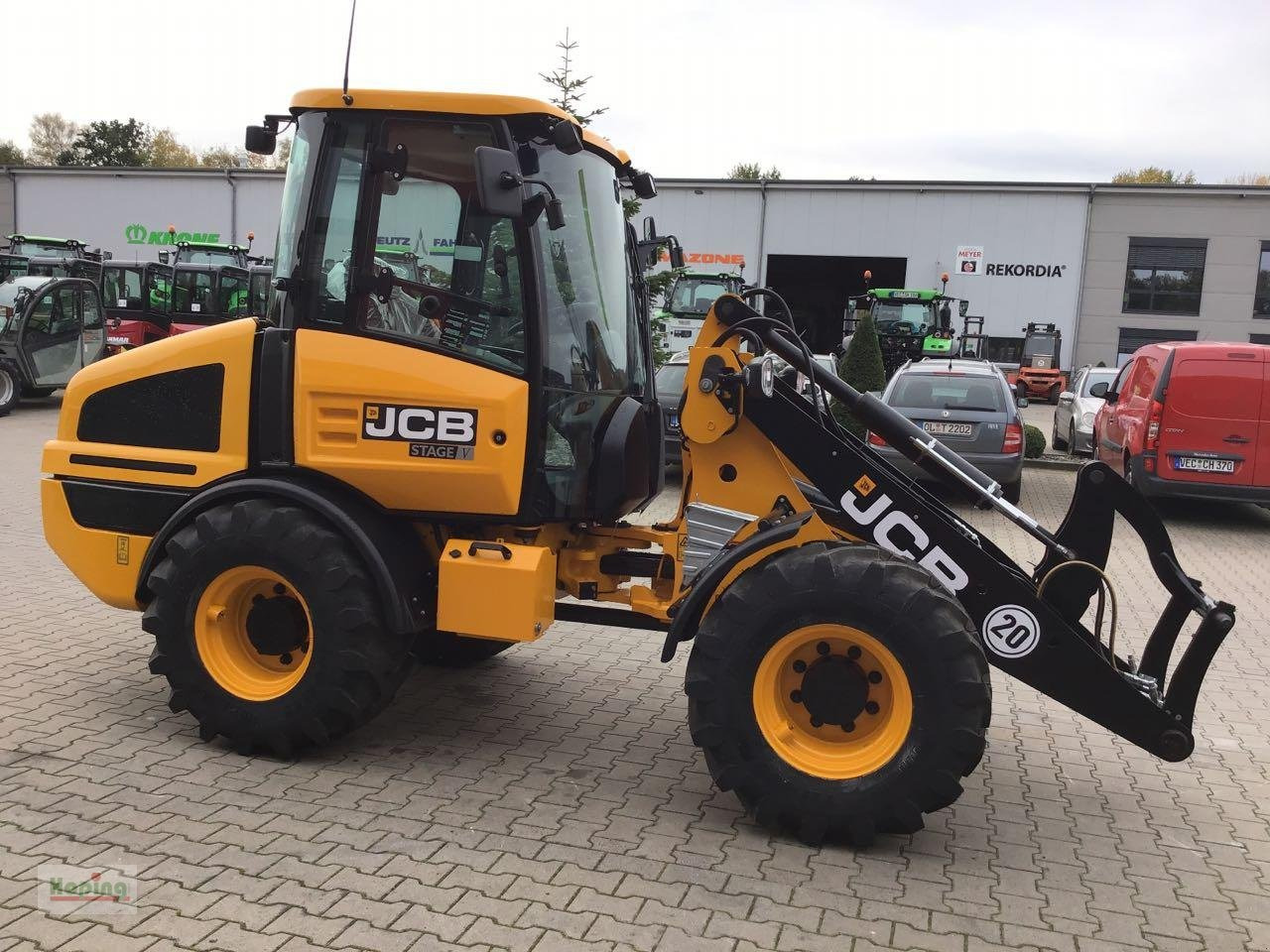 JCB 407 - Încărcător frontal pe pneuri: Foto 3 JCB 407 - Încărcător frontal pe pneuri: Foto 3