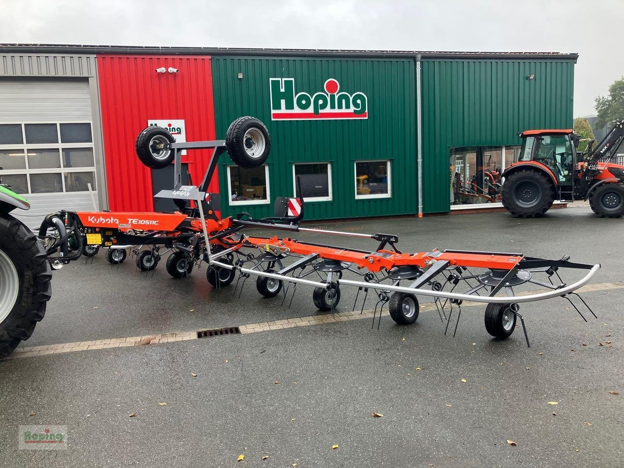 Kubota TE10511C - Maşină de întors fânul: Foto 1 Kubota TE10511C - Maşină de întors fânul: Foto 1