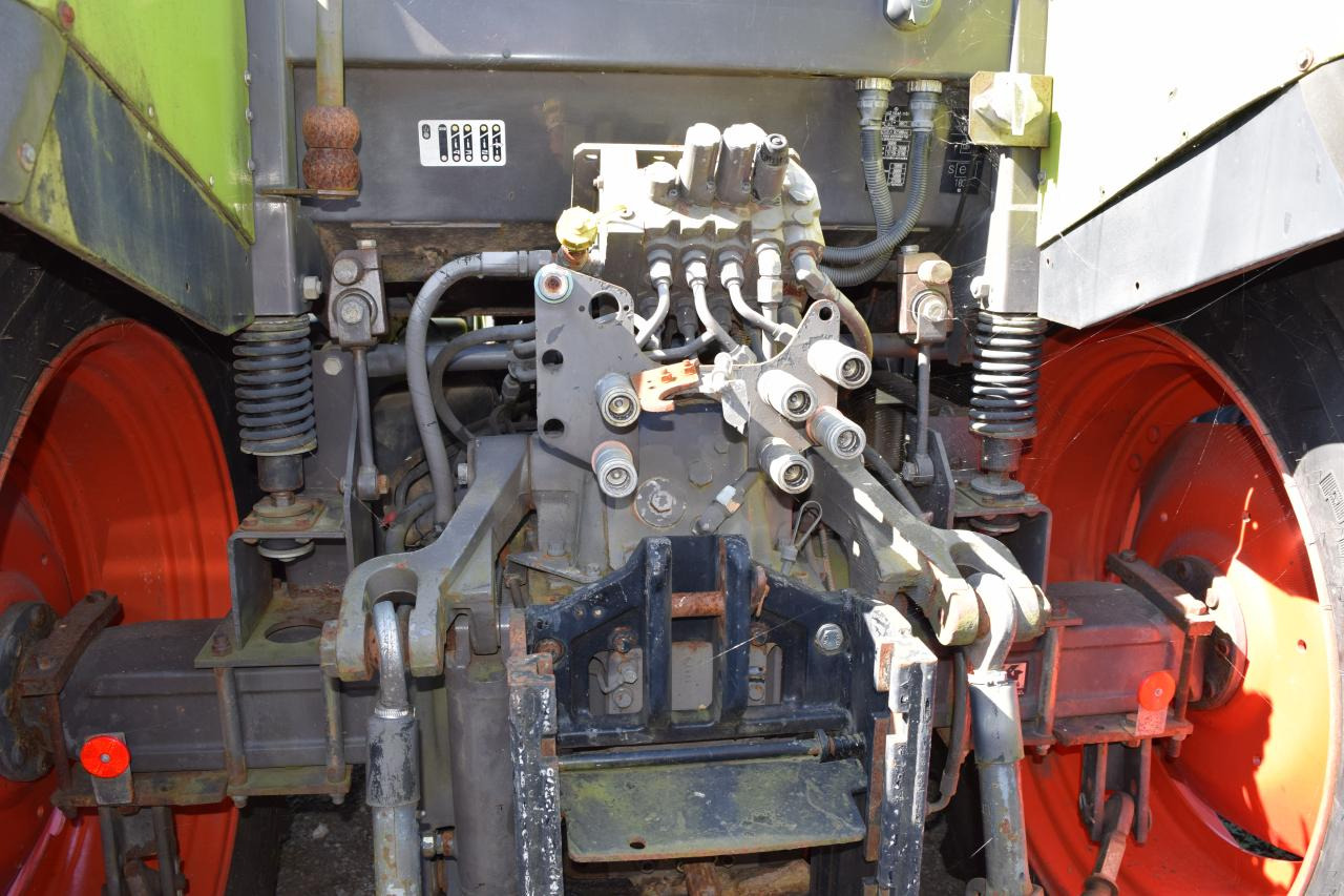 CLAAS Ares 617 ATZ - Tractor agricol: Foto 4 CLAAS Ares 617 ATZ - Tractor agricol: Foto 4