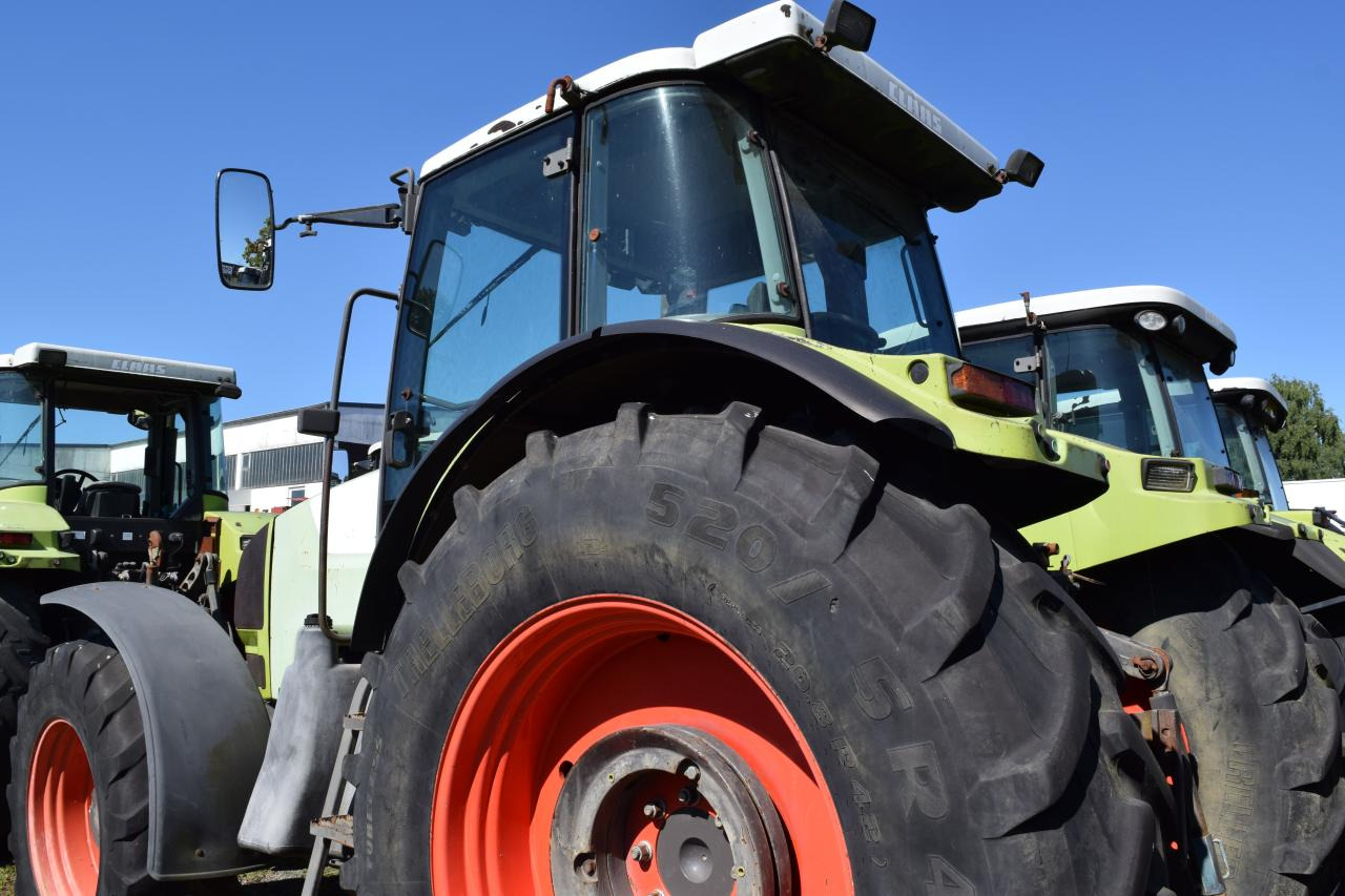 CLAAS Ares 826 RZ - Tractor agricol: Foto 4 CLAAS Ares 826 RZ - Tractor agricol: Foto 4