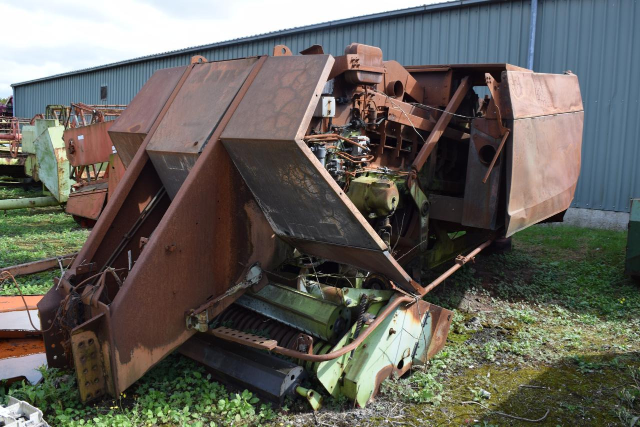 CLAAS Quadrant 1100 *zur Teilevertwertung* - Presă baloţi dreptunghiulari: Foto 1 CLAAS Quadrant 1100 *zur Teilevertwertung* - Presă baloţi dreptunghiulari: Foto 1