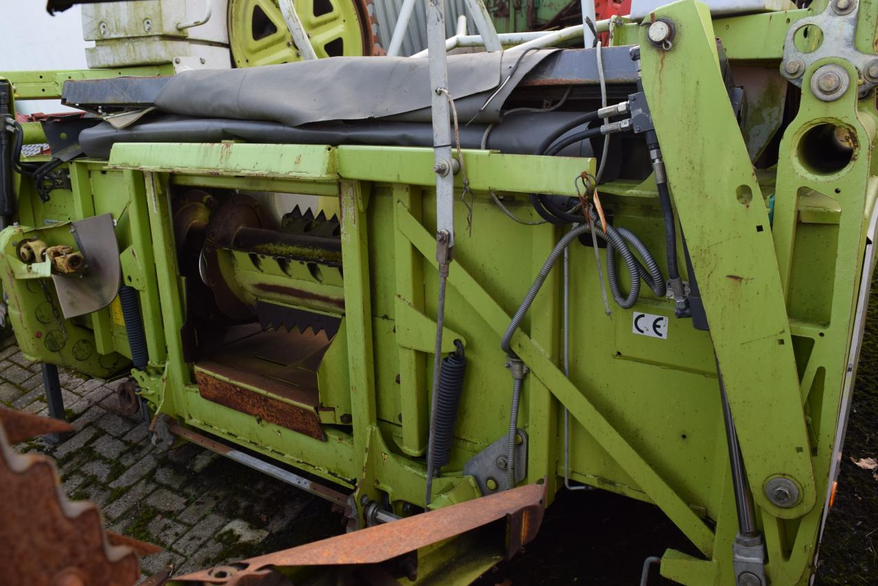 CLAAS RU 600 - Heder de recoltat porumb: Foto 4 CLAAS RU 600 - Heder de recoltat porumb: Foto 4