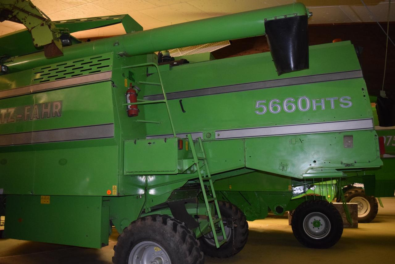 Deutz-Fahr 5660 HTS - Combină de recoltat cereale: Foto 5 Deutz-Fahr 5660 HTS - Combină de recoltat cereale: Foto 5
