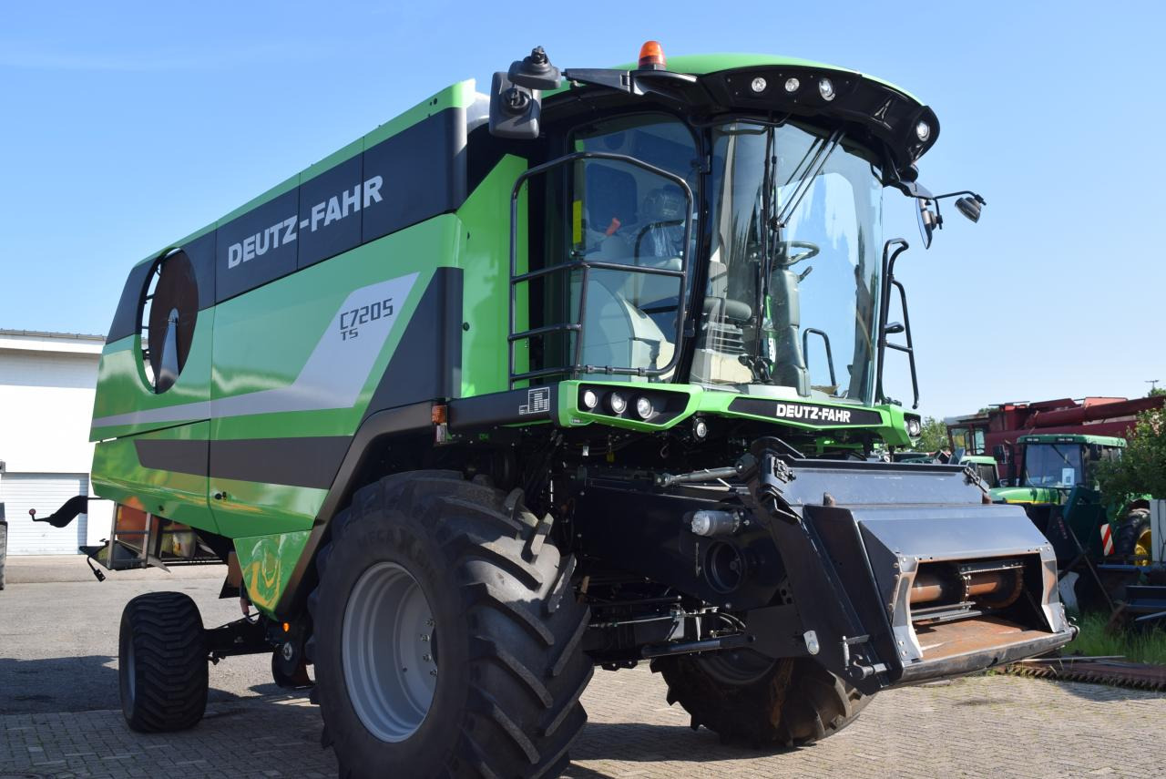 Deutz-Fahr C 7205 TS - Combină de recoltat cereale: Foto 4 Deutz-Fahr C 7205 TS - Combină de recoltat cereale: Foto 4
