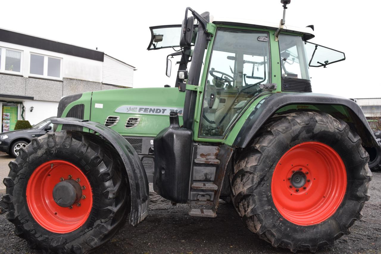 Fendt 714 Vario TMS - Tractor agricol: Foto 4 Fendt 714 Vario TMS - Tractor agricol: Foto 4
