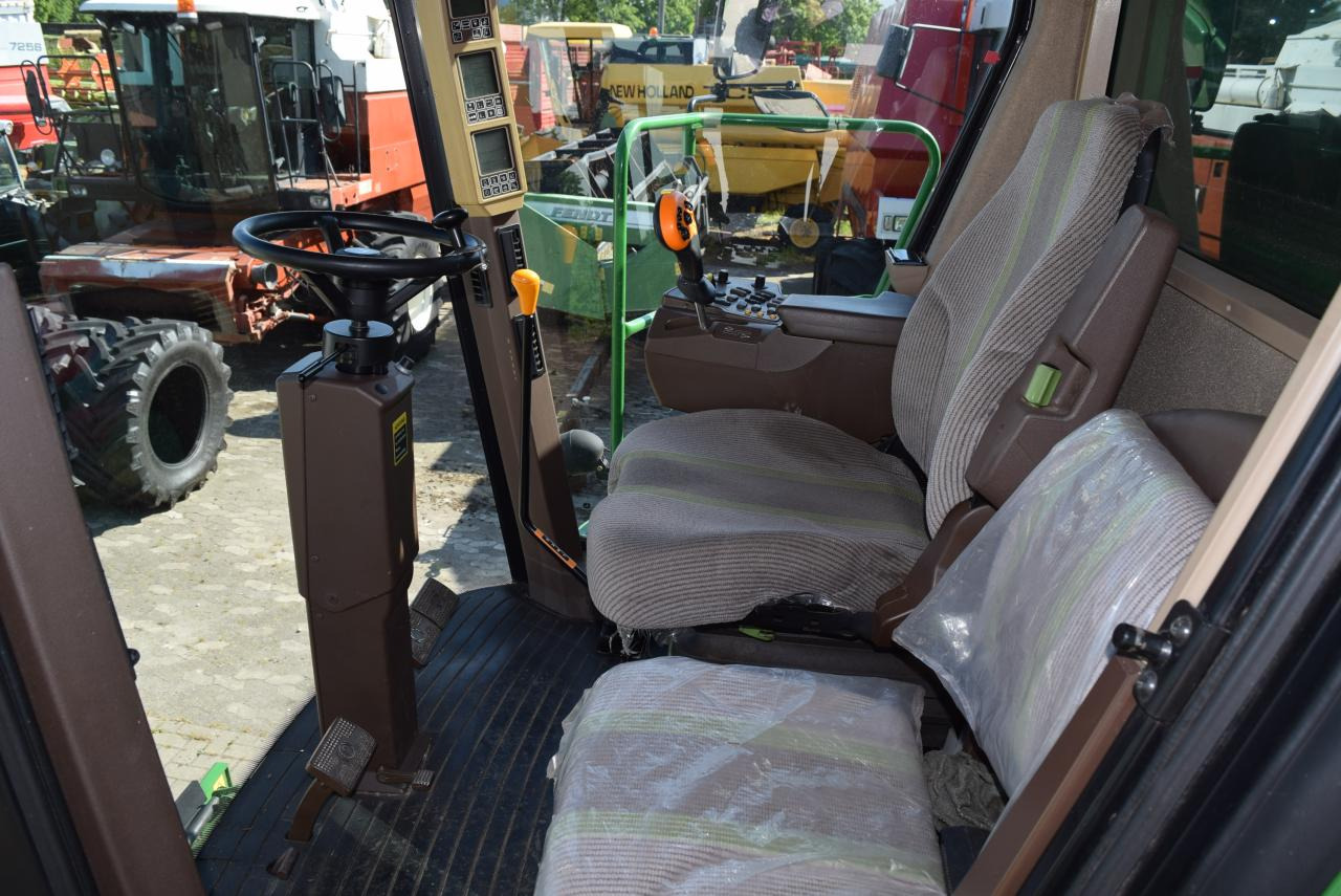 John Deere W 650 - Combină de recoltat cereale: Foto 5 John Deere W 650 - Combină de recoltat cereale: Foto 5