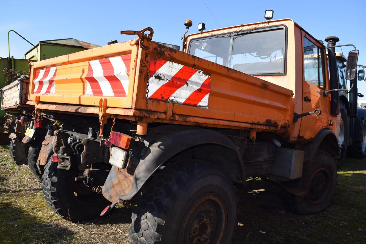 Mercedes-Benz Unimog U 1400 - Maşina comunala: Foto 3 Mercedes-Benz Unimog U 1400 - Maşina comunala: Foto 3