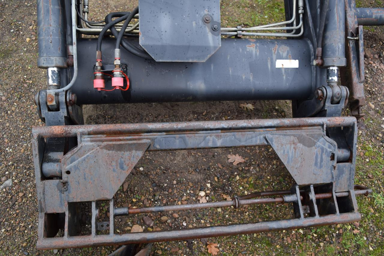 Stoll Robust F71 - Încarcator frontal pentru tractor: Foto 2 Stoll Robust F71 - Încarcator frontal pentru tractor: Foto 2