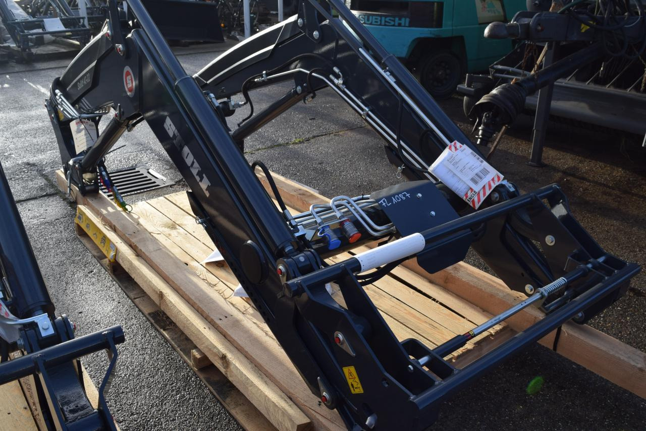 Stoll Solid 40-22 P - Încarcator frontal pentru tractor: Foto 4 Stoll Solid 40-22 P - Încarcator frontal pentru tractor: Foto 4