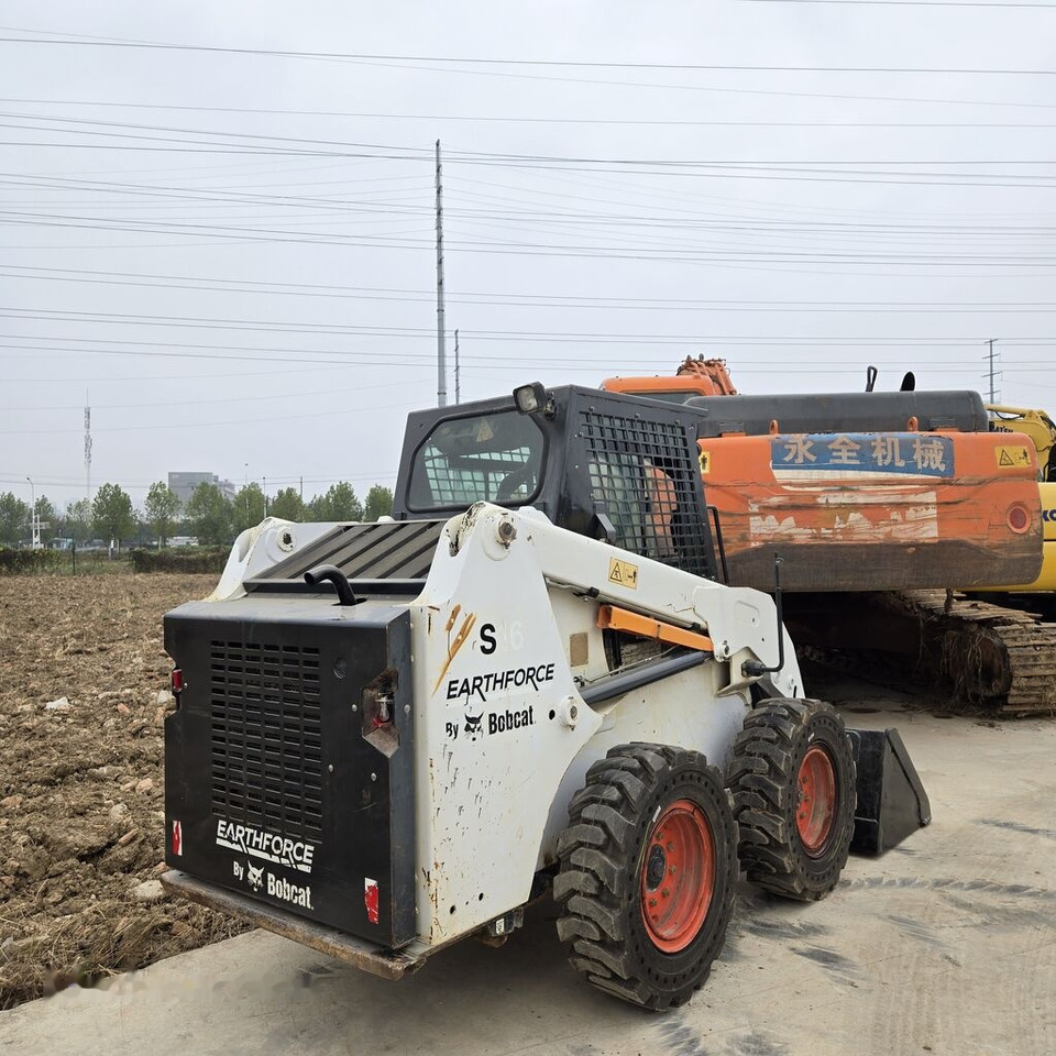 Bobcat S16 - Mini încărcător: Foto 3 Bobcat S16 - Mini încărcător: Foto 3