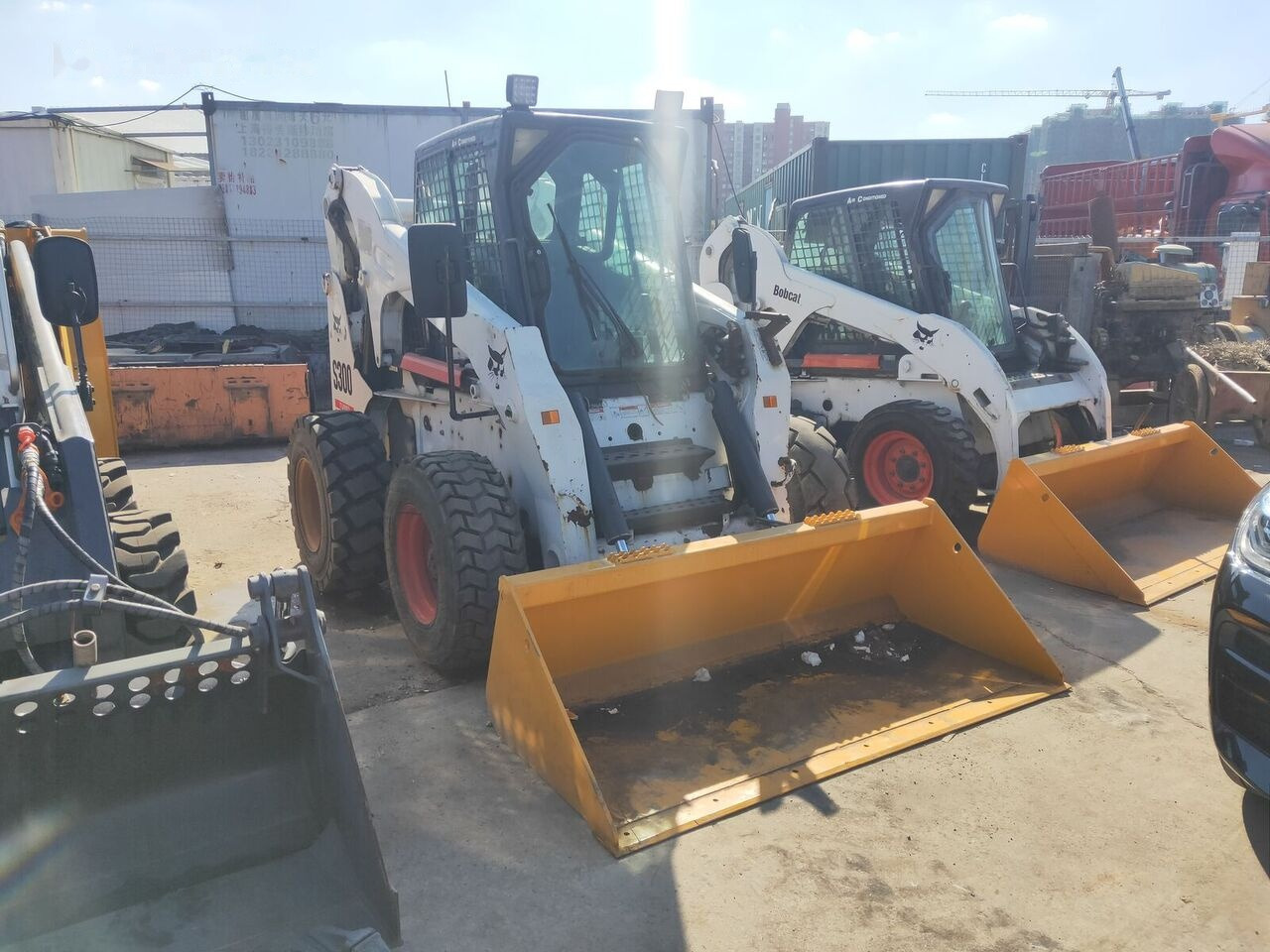 Bobcat S300 - Mini încărcător: Foto 5 Bobcat S300 - Mini încărcător: Foto 5