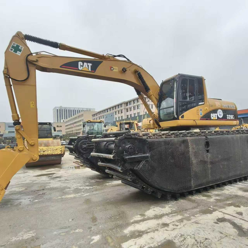 Excavator plutitoare CAT 320C: Foto 8 Excavator plutitoare CAT 320C: Foto 8