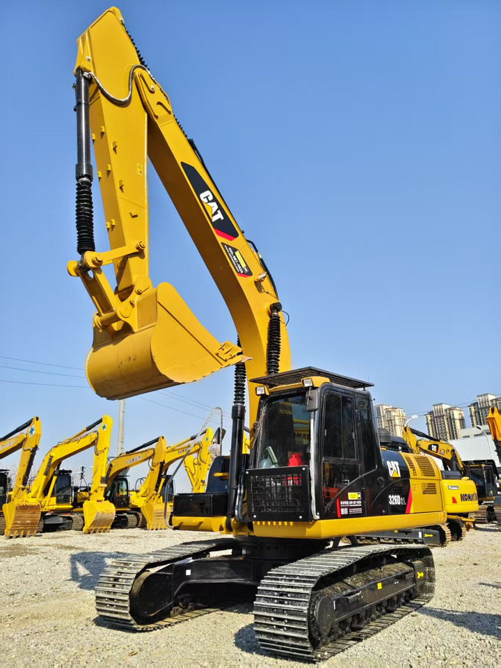 CATERPILLAR 326D2L - Excavator pentru demolări: Foto 2 CATERPILLAR 326D2L - Excavator pentru demolări: Foto 2