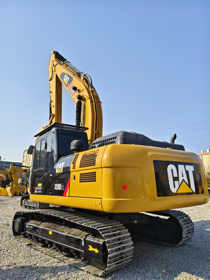 CATERPILLAR 326D2L - Excavator pentru demolări: Foto 5 CATERPILLAR 326D2L - Excavator pentru demolări: Foto 5