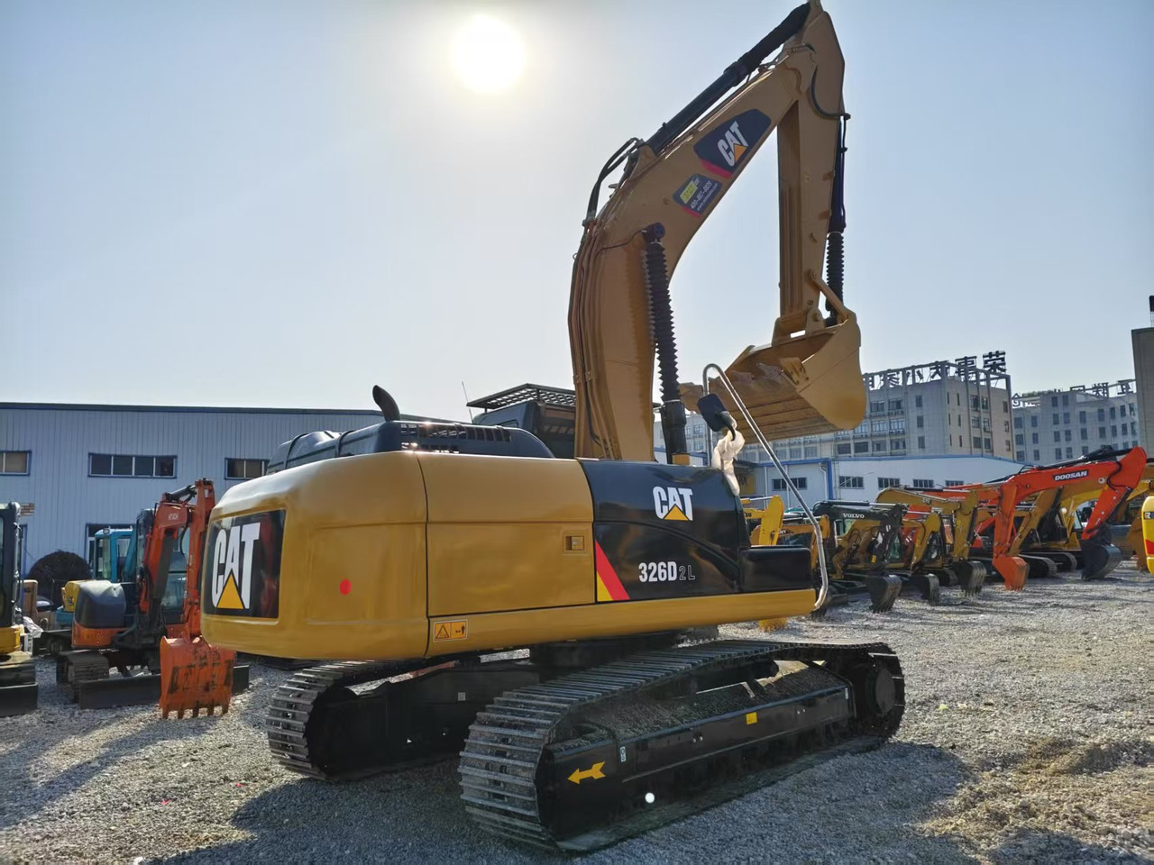 CATERPILLAR 326D2L - Excavator pentru demolări: Foto 2 CATERPILLAR 326D2L - Excavator pentru demolări: Foto 2