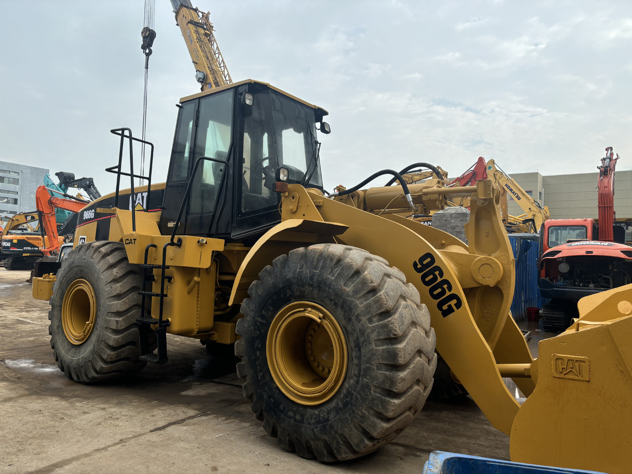 CATERPILLAR 966G - Încărcător frontal pe pneuri: Foto 3 CATERPILLAR 966G - Încărcător frontal pe pneuri: Foto 3