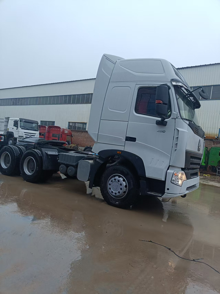 SINOTRUK HOWO A7 - Cap tractor: Foto 2 SINOTRUK HOWO A7 - Cap tractor: Foto 2