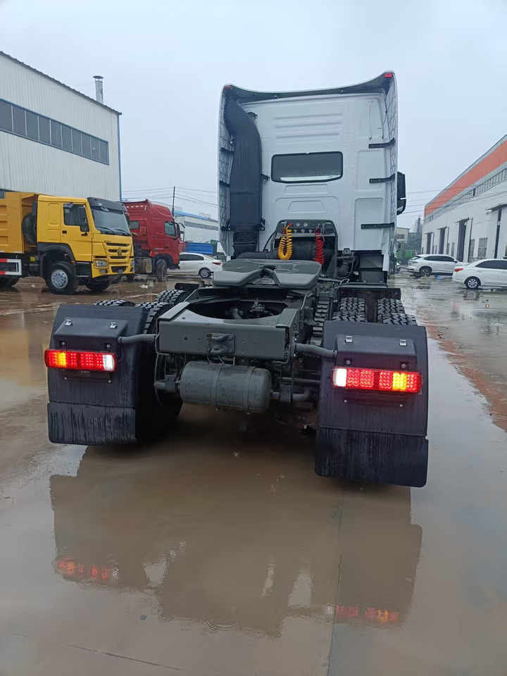 SINOTRUK HOWO A7 - Cap tractor: Foto 4 SINOTRUK HOWO A7 - Cap tractor: Foto 4