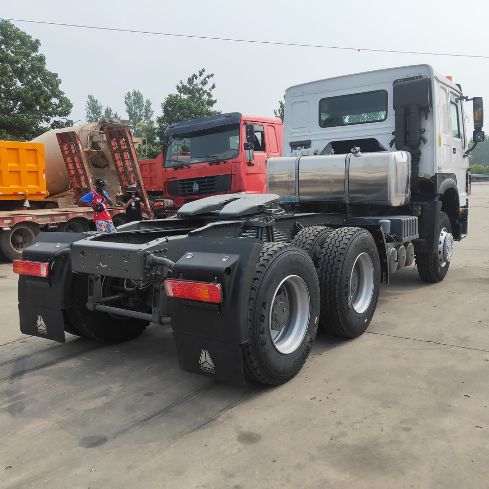 SINOTRUK HOWO - Cap tractor: Foto 4 SINOTRUK HOWO - Cap tractor: Foto 4